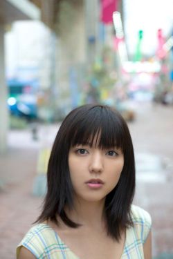 日本电影巜丰满的欲妇