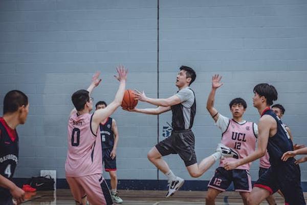 巴黎欧冠打了几场了吗_巴黎欧冠比赛 会 推迟么